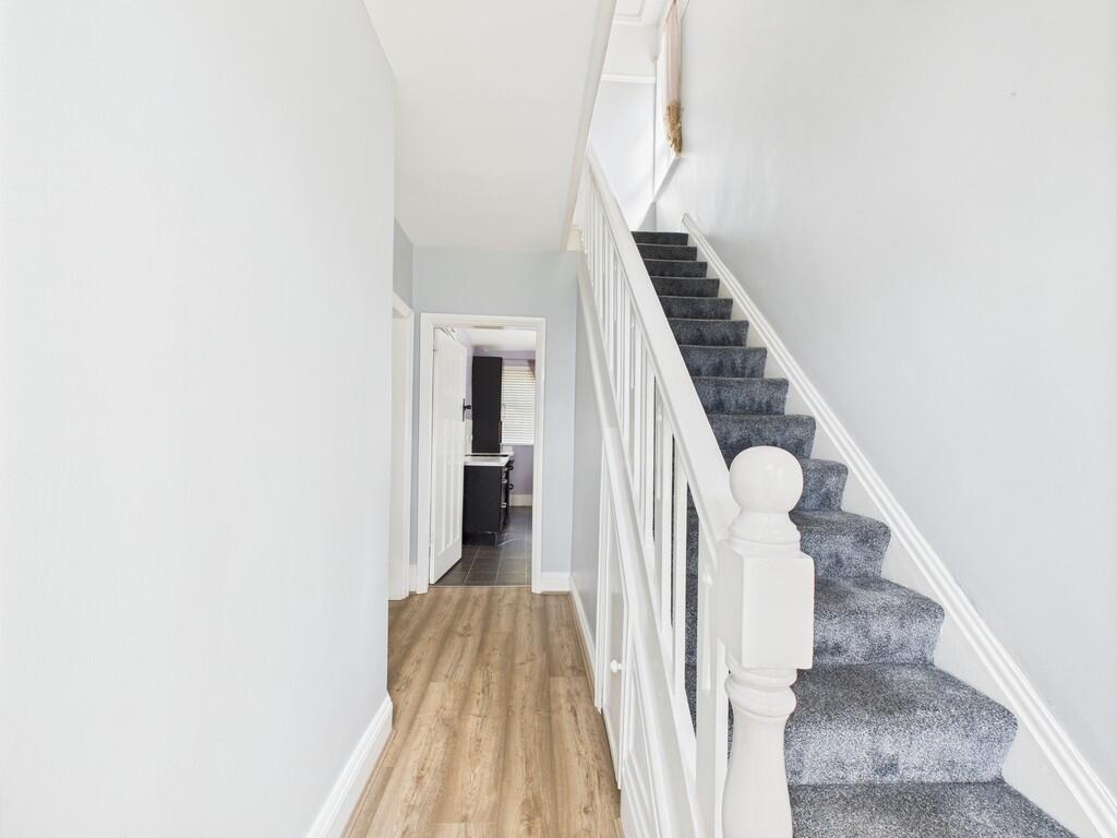 CAM01835G0-PR0242...