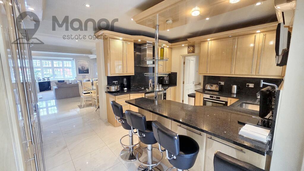 WhatsApp Image 2025-07-19 at 10.50.55 (9)