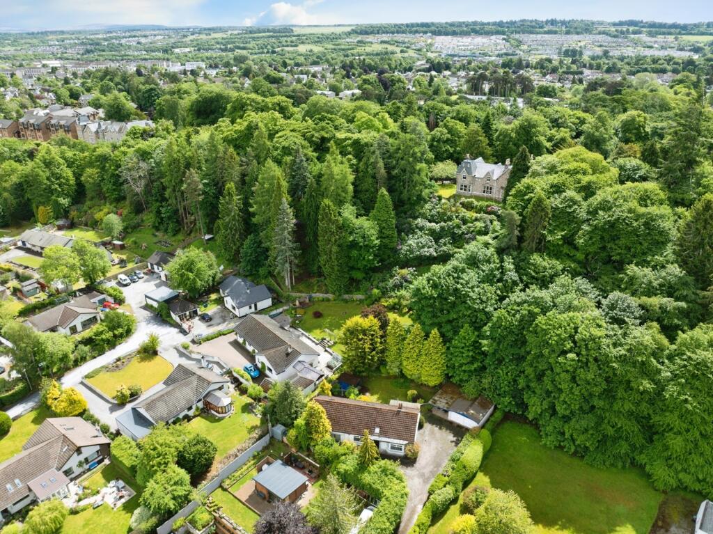 Garden &amp; Location