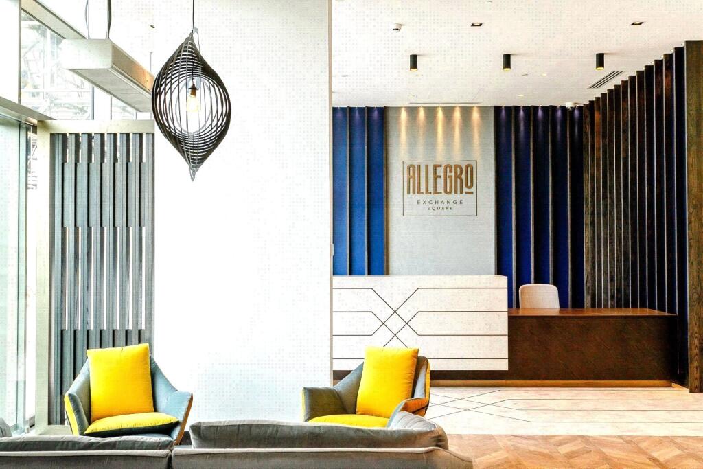 Lounge/Concierge