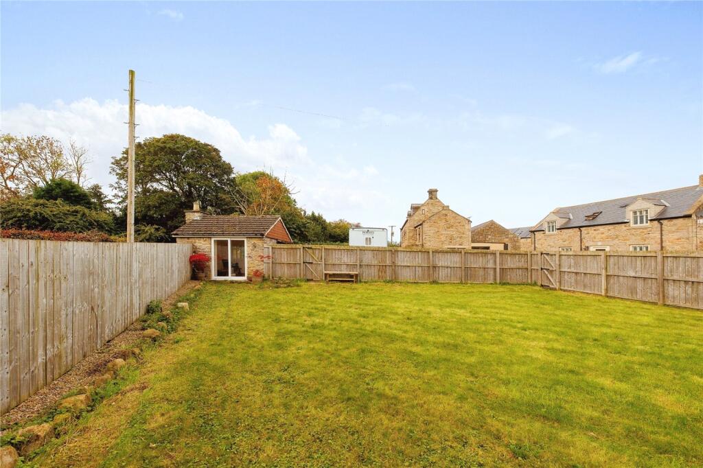Garden/ Summer House