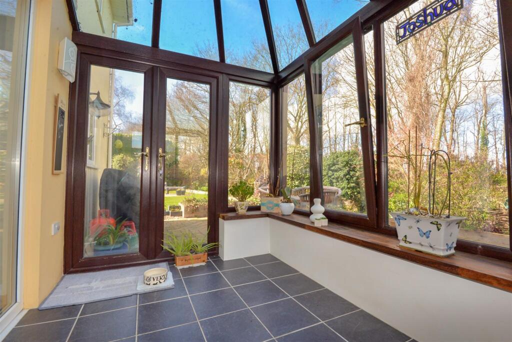 Conservatory 2.jpg