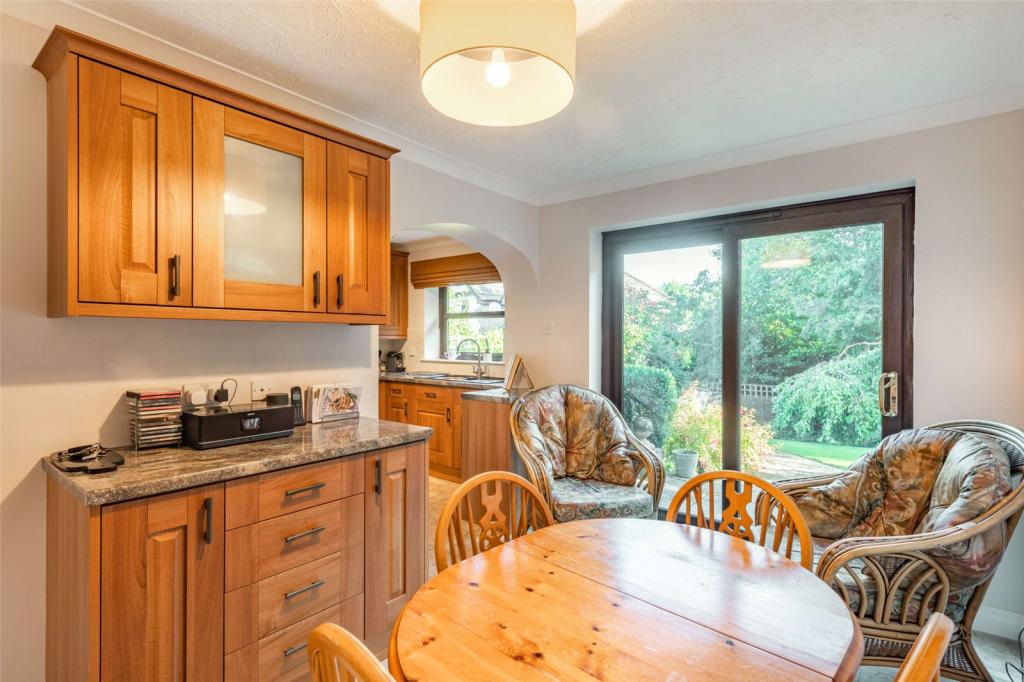 Kitchen/Dinning Room