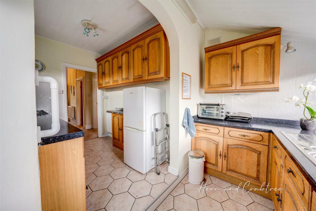 Ty Mawr Avenue, Rumney, HernCrabtree (13).jpg