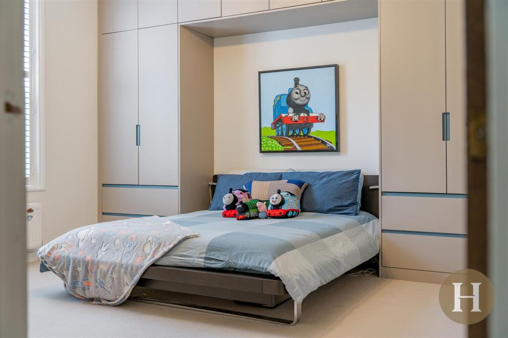 Hadleigh Estate Agents-52.jpg