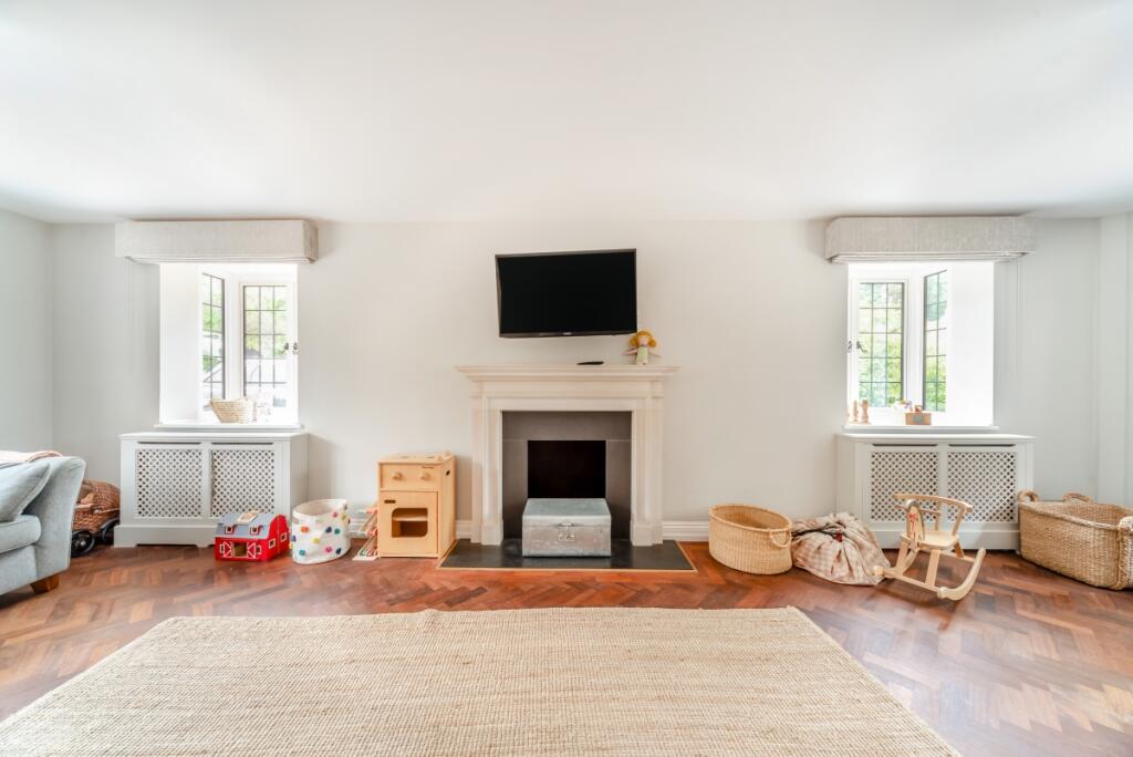 8560968-interior20