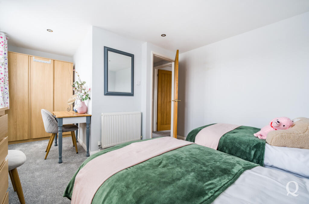 f37dc920-cf77-40c...