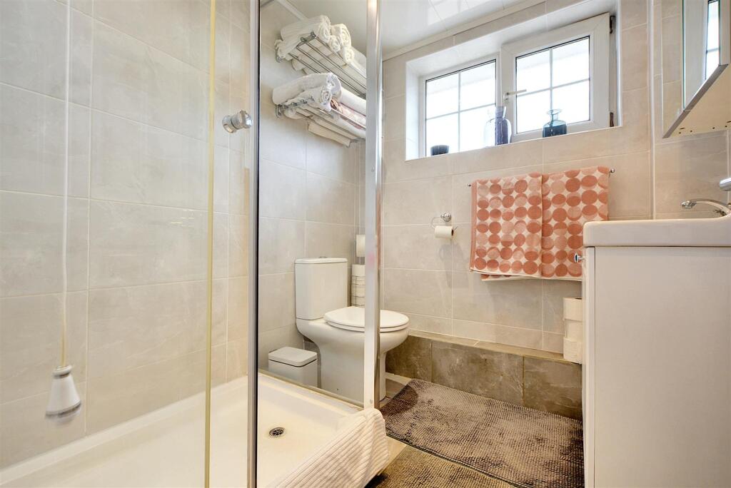 Shower Room.jpeg