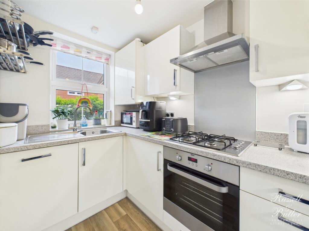 CAM02127G0-PR0292-STILL012