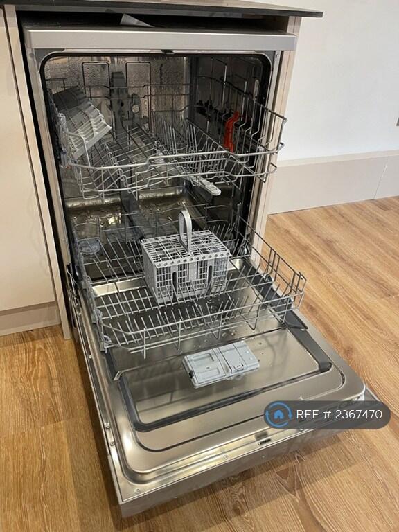 Dishwasher 