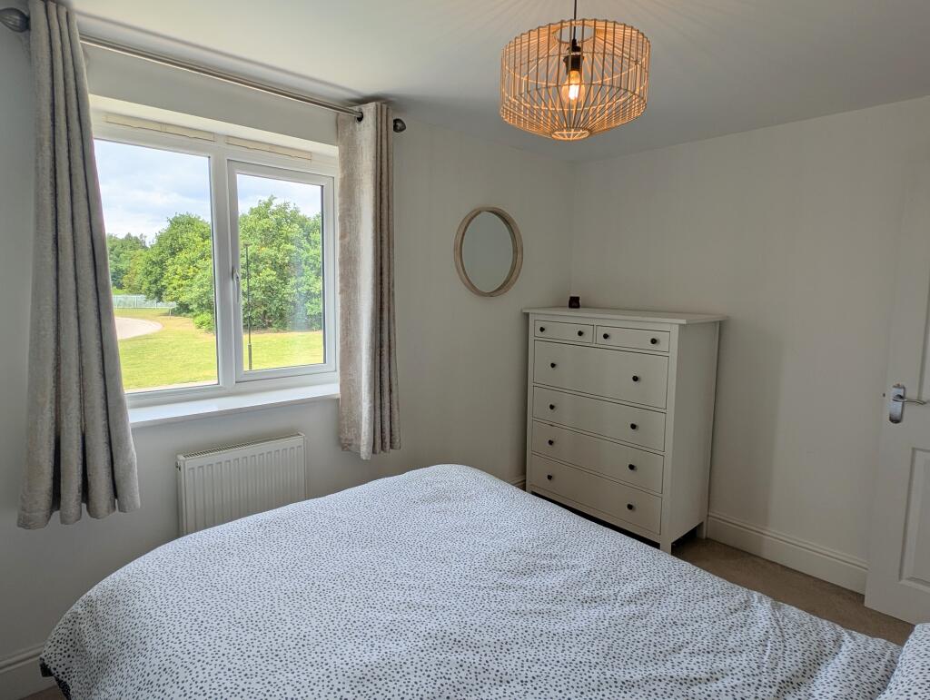 Bedroom 4 -2