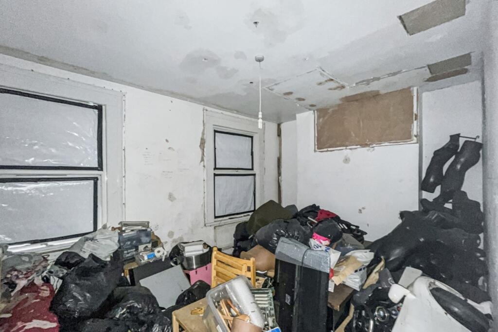 Upper and Lower Flat, 20 Fernham Road, Thornton Heath CR7 8JD
