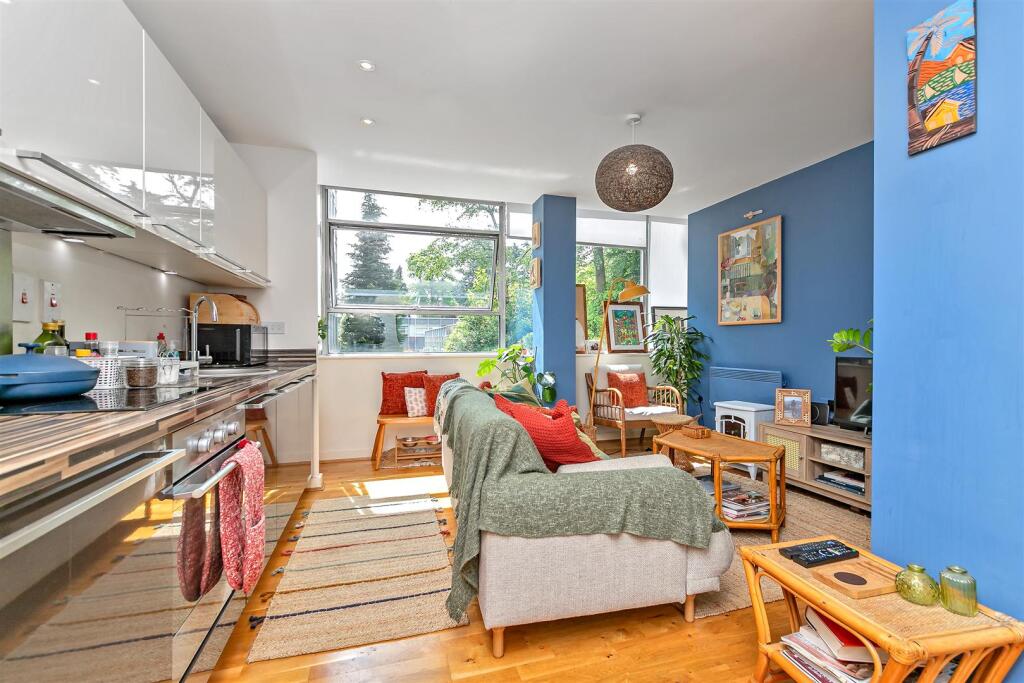 2MartinCourt-12.jpg