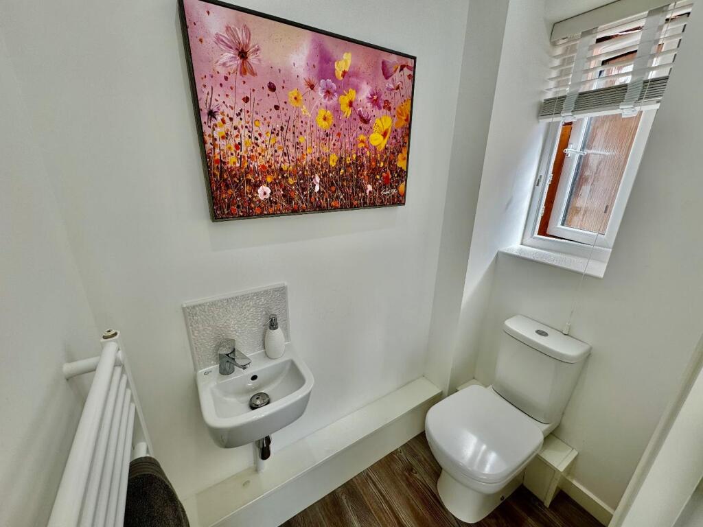 GROUND FLOOR CLOAKROOM/W.C.