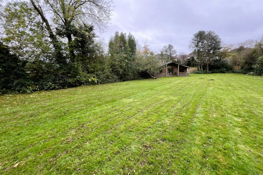 38 Middle Road, Kingswood, Bristol BS15 4XH House 