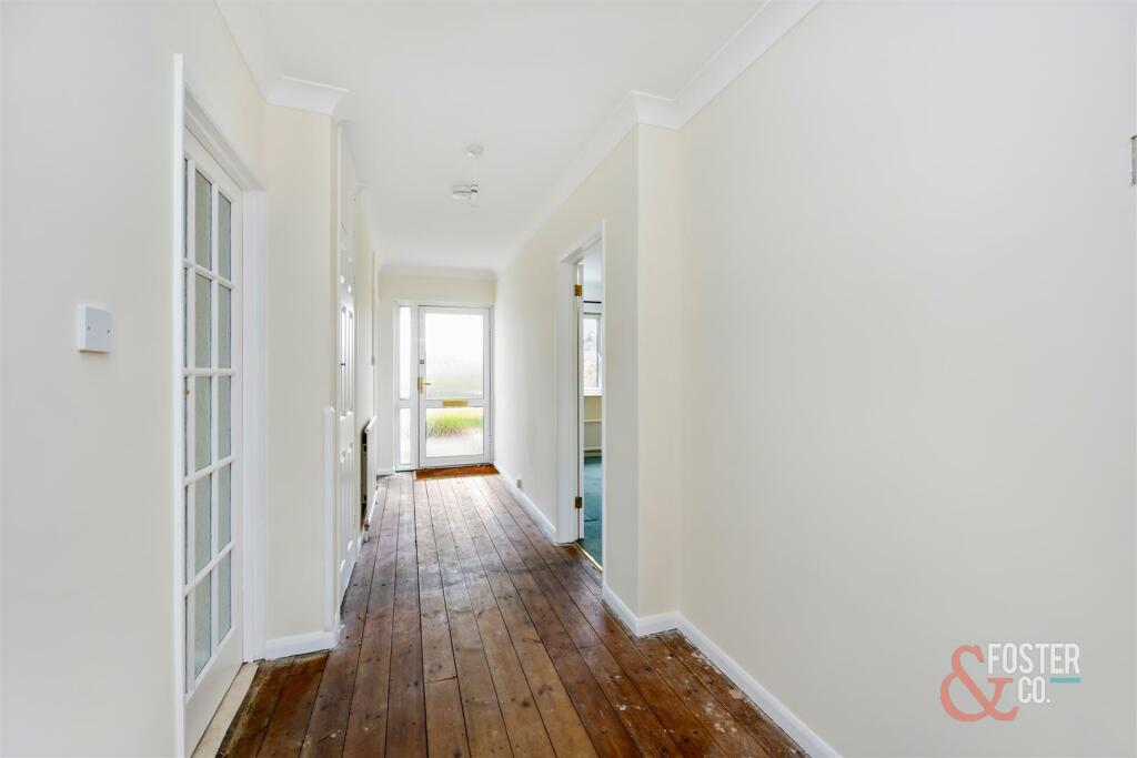 Manor Way, 11_011.jpg