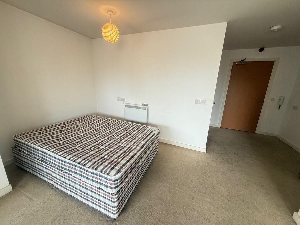 34ec bedroom
