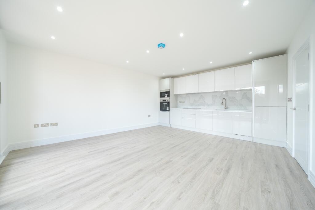 1356328-12-68c7fb...