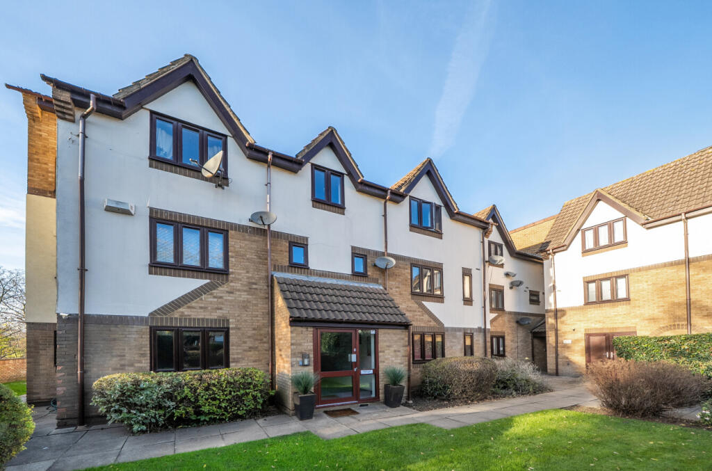 Colindeep Lane, Colindale, NW9