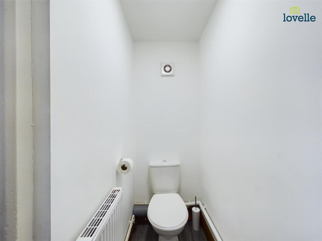 CAM01383G0-PR0093-STILL020.jpg