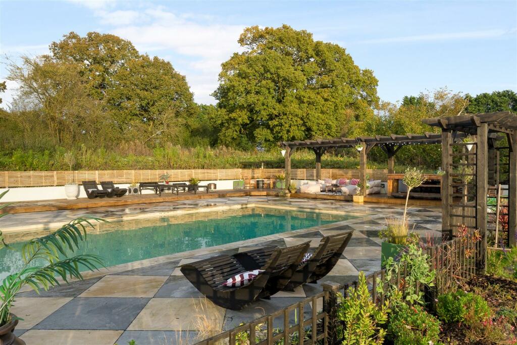 Pool and terrace