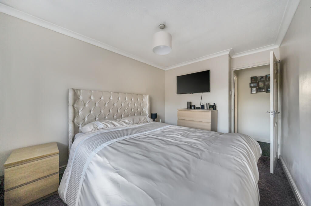 1385178196925d36812469