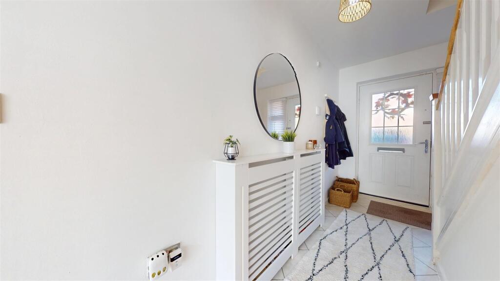 Cherwell Avenue Hallway