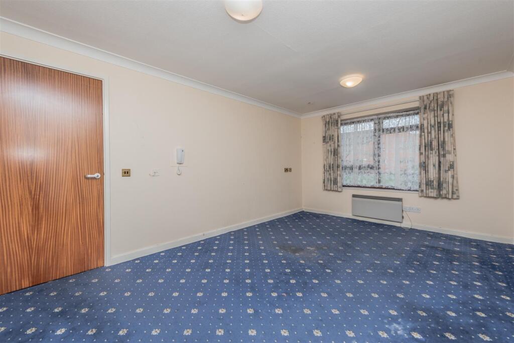 Living Room &amp; Dining Area: