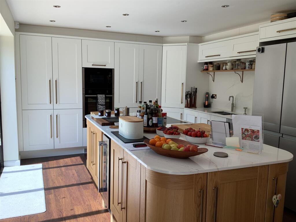 kitchen8.jpg