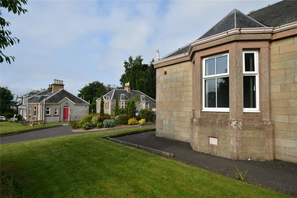 3 Douglas Cottage