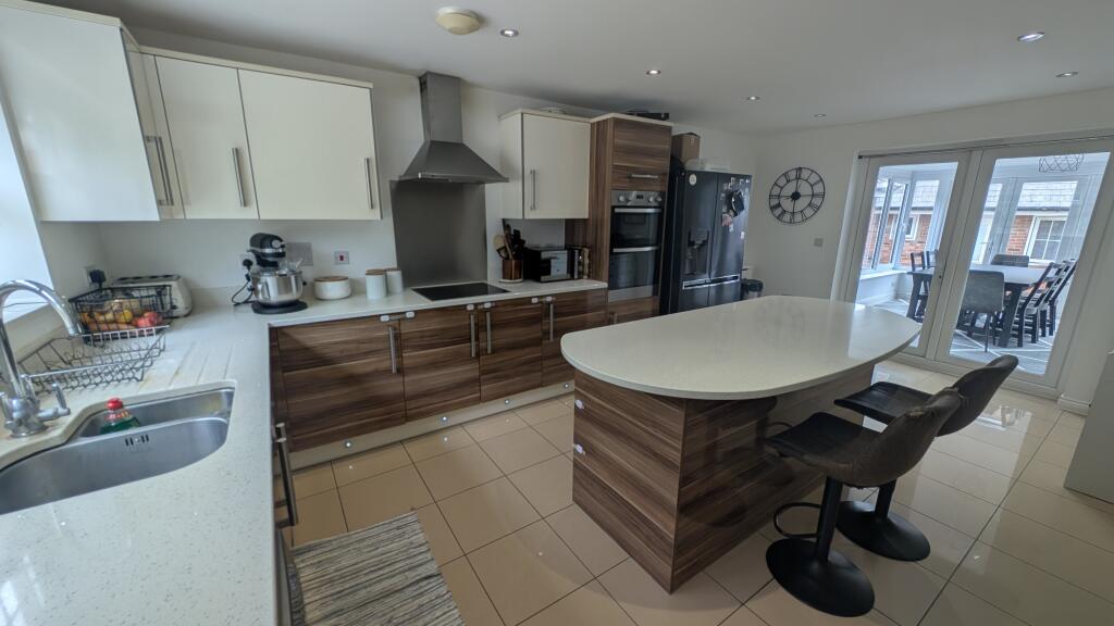 PXL_20250714_1052111