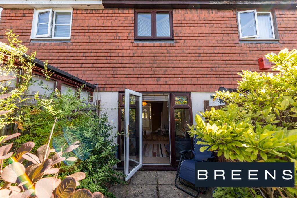 21 Mapleton Road_0014.jpg