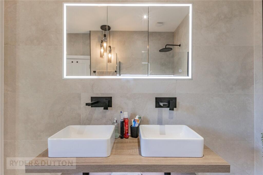 En-Suite Shower Room