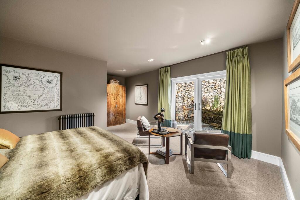 Ground Floor Bedroom to Garden