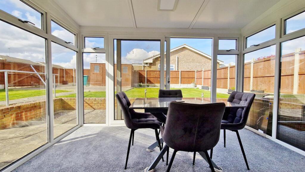 Sun Room/Conservatory