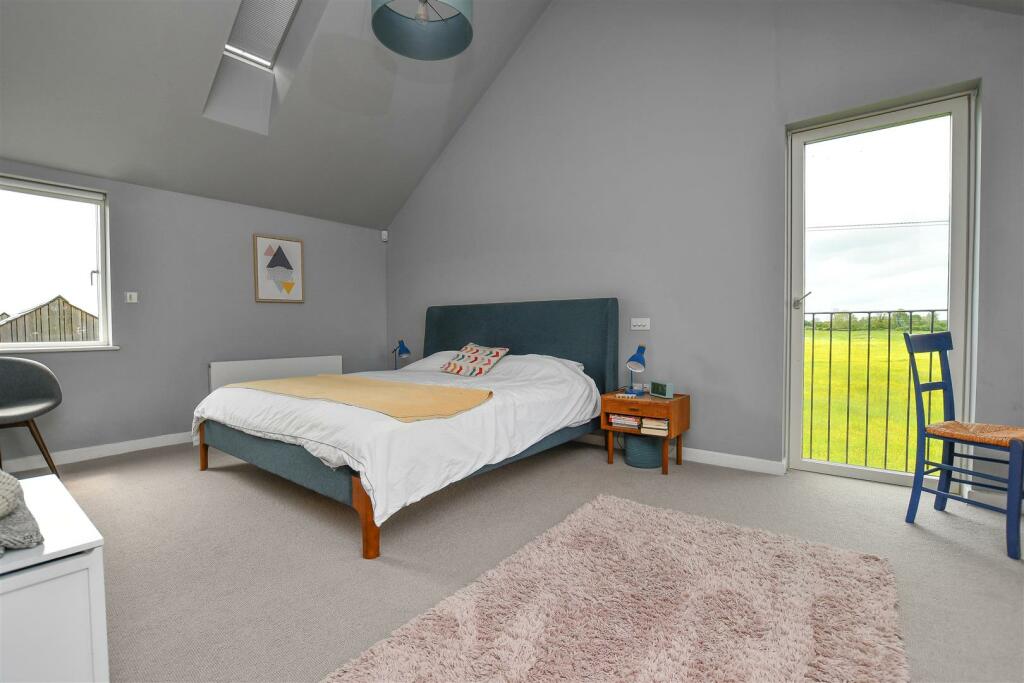 Master Bedroom.jpg
