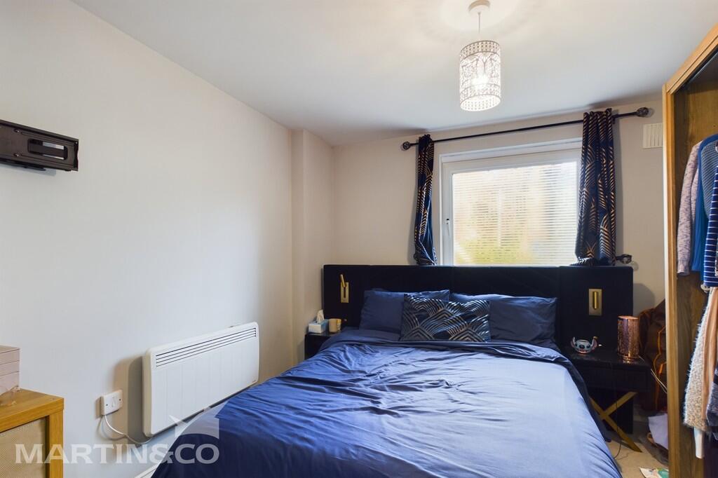 CAM01953G0-PR0090...