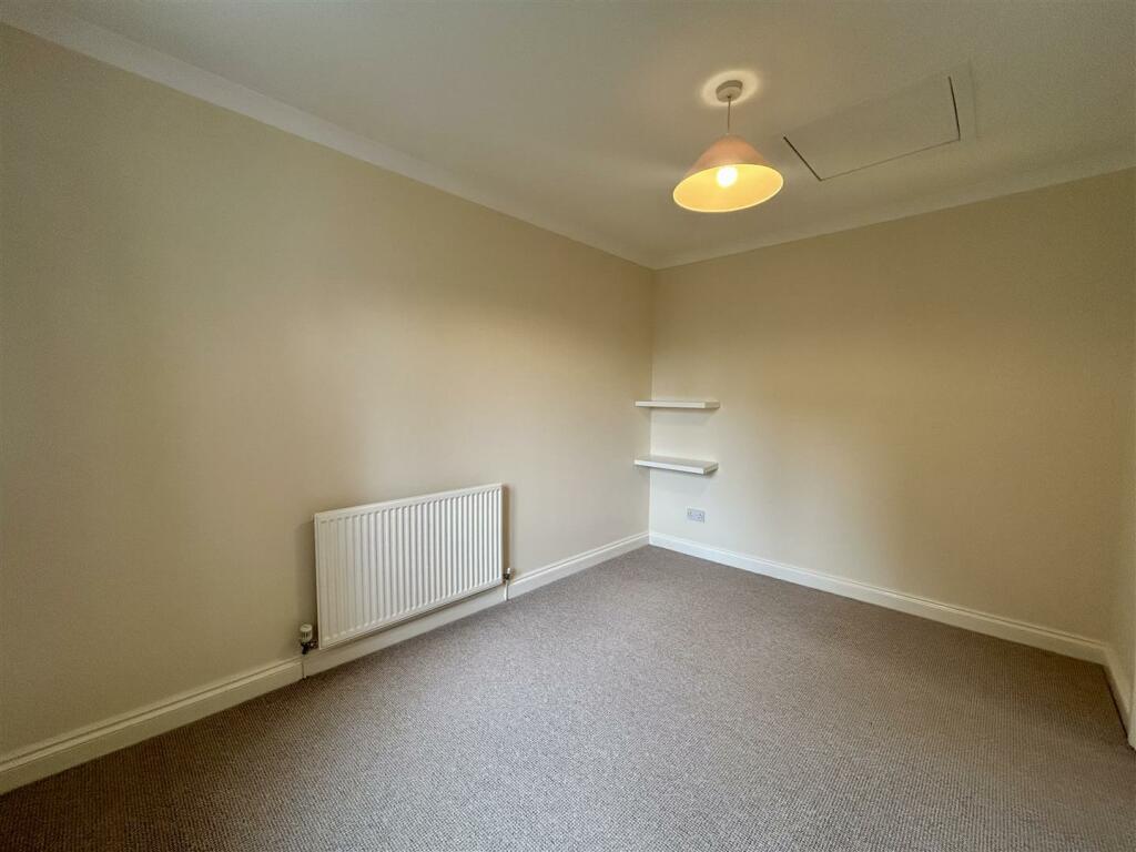 Bedroom 2.jpeg