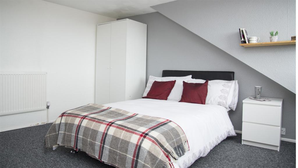 student-4-bed-flat-nightingale-rd-portsmouth (35).