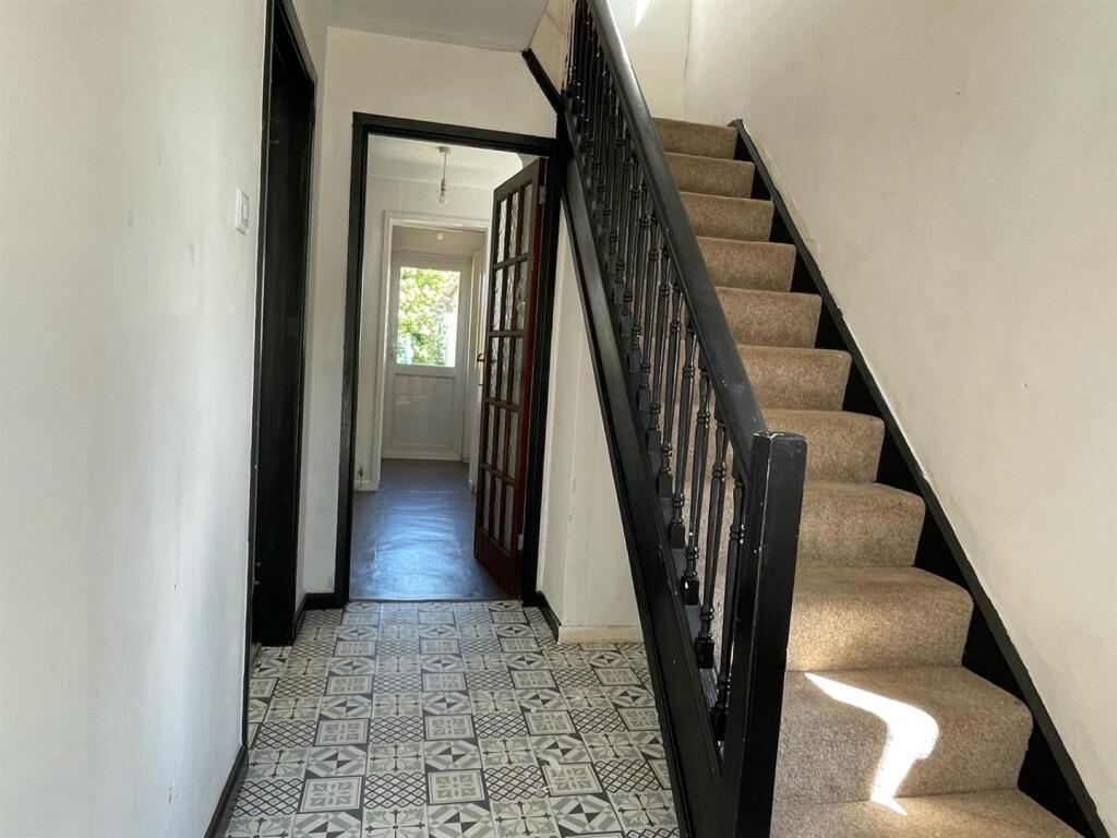 Hallway.jpg