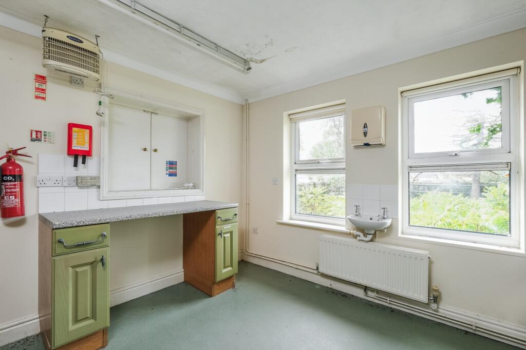 52 Westfield Road, Bletchley, MK2 2RB