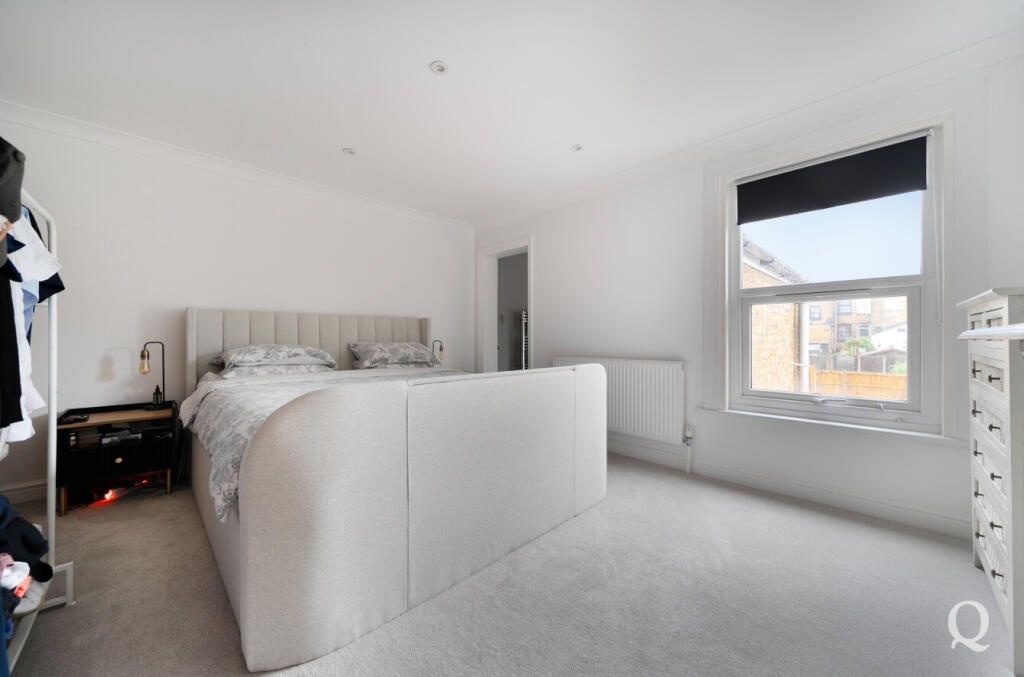 d8366429-49f2-4f0...