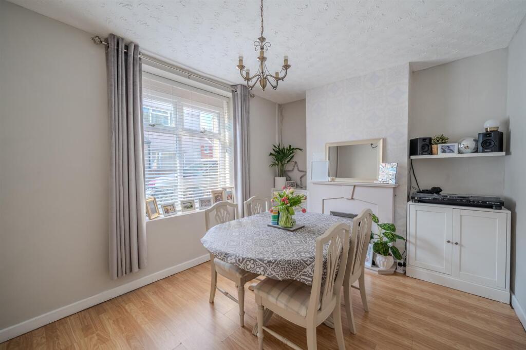 17 Torfaen Terrace-6.jpg