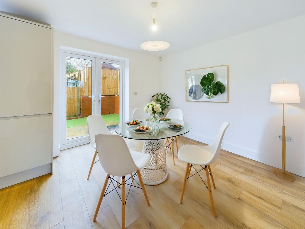 Dining Area (Virtually Furnished)