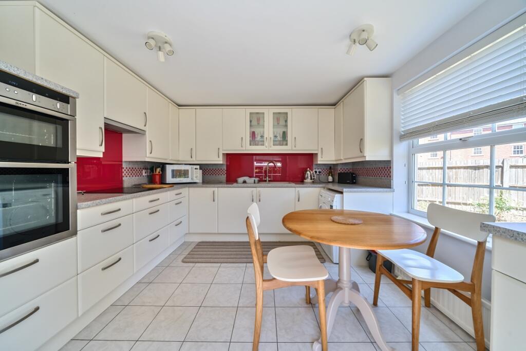 1327598-14-687791...