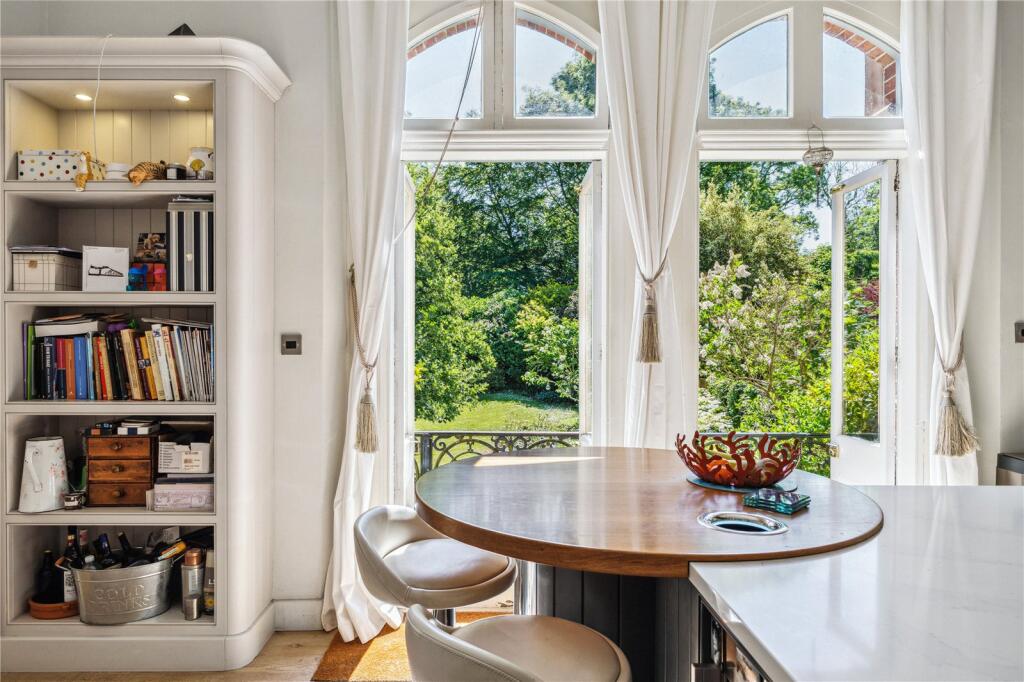 Kitchen/Breakfast