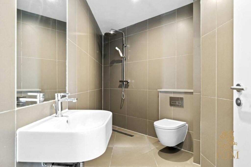 T603 Nottingham One 156 Canal Street NG1 7HG