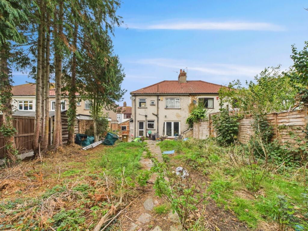 Presented by Kevin at EweMove Bexleyheath and Dart