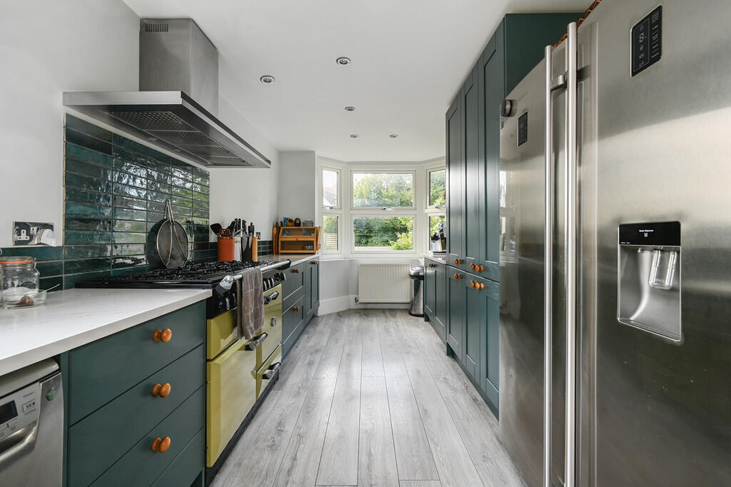 BARNETTS RIDGE - ...