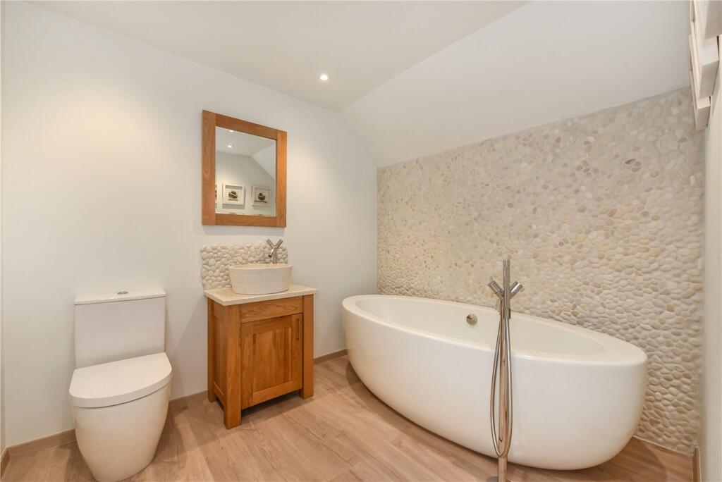 2nd Floor Ensuite